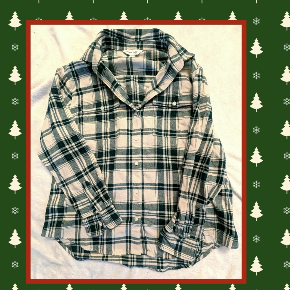 Old Navy Hunter Green and Cream Plaid Shirt
